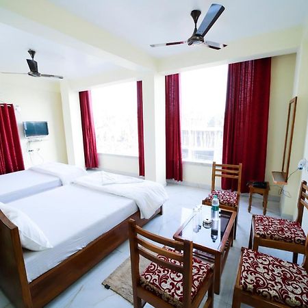Rishika Guest House And Banquet Kolkata Luaran gambar