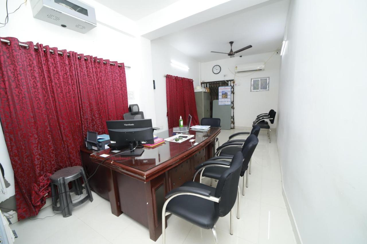 Rishika Guest House And Banquet Kolkata Luaran gambar