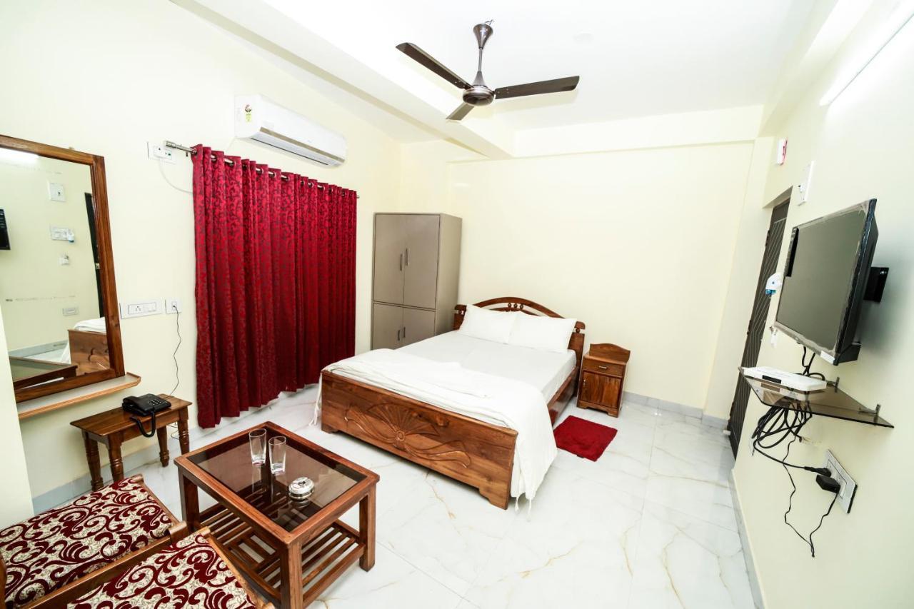 Rishika Guest House And Banquet Kolkata Luaran gambar
