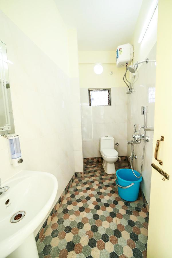 Rishika Guest House And Banquet Kolkata Luaran gambar