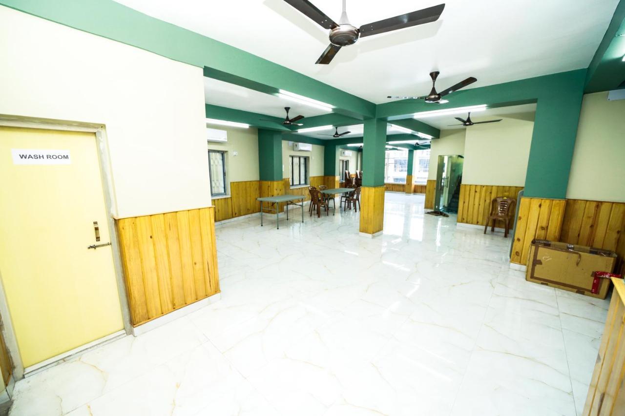 Rishika Guest House And Banquet Kolkata Luaran gambar