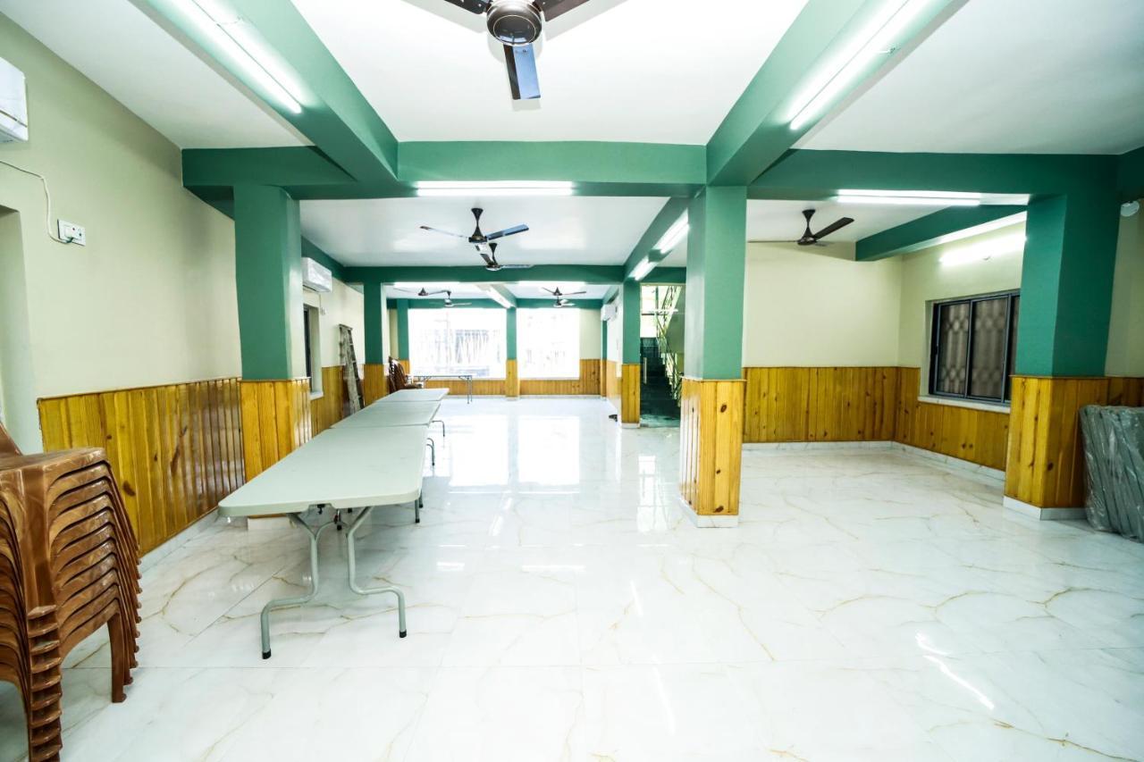 Rishika Guest House And Banquet Kolkata Luaran gambar